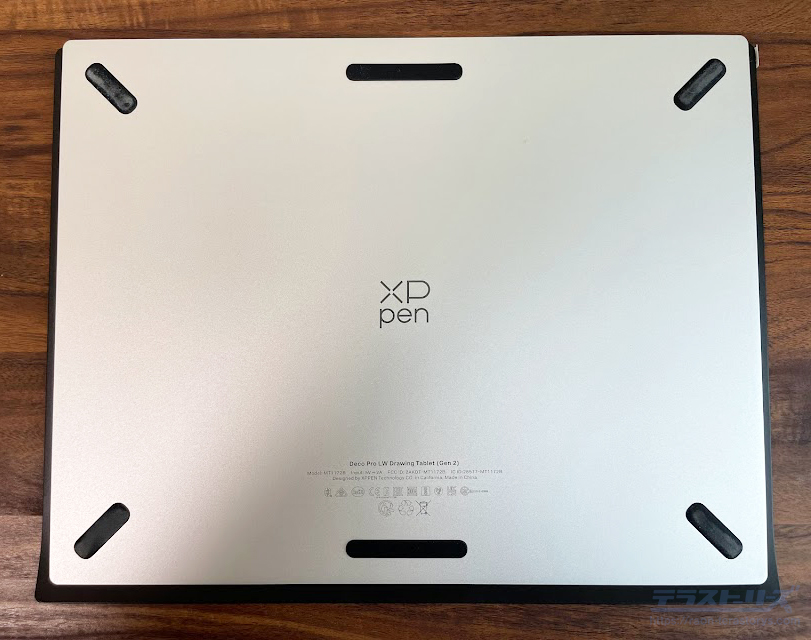 XPPenのペンタブDeco Pro LW (Gen2)の背面